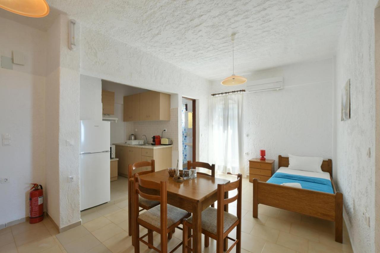 Galini Apartments Αχλιά Εξωτερικό φωτογραφία