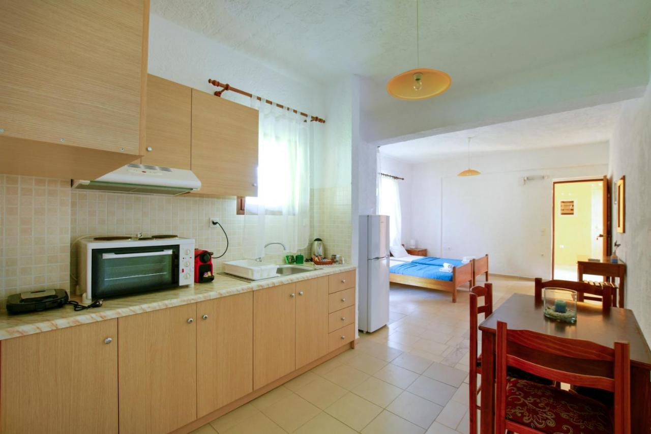Galini Apartments Αχλιά Εξωτερικό φωτογραφία
