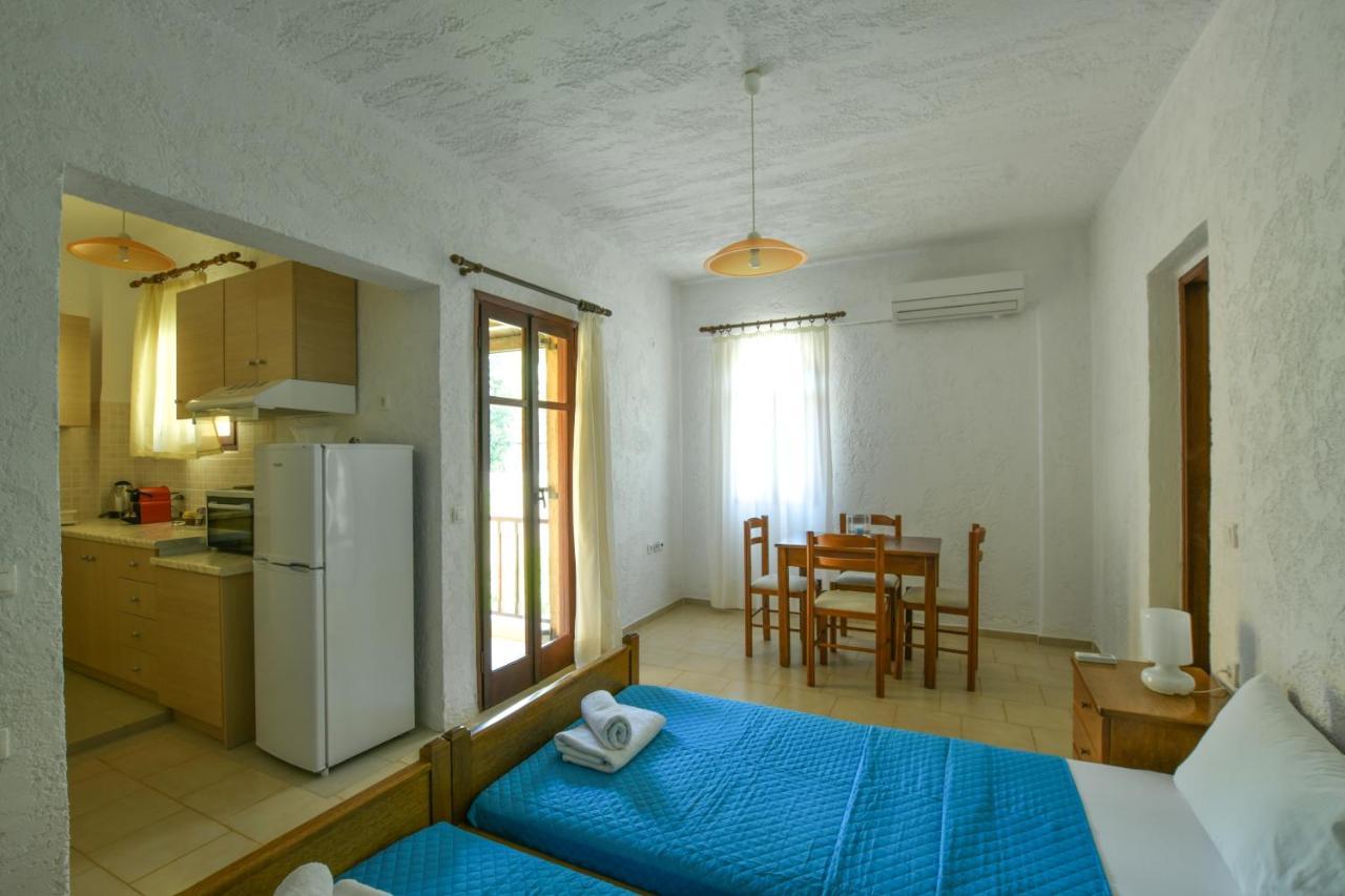 Galini Apartments Αχλιά Εξωτερικό φωτογραφία